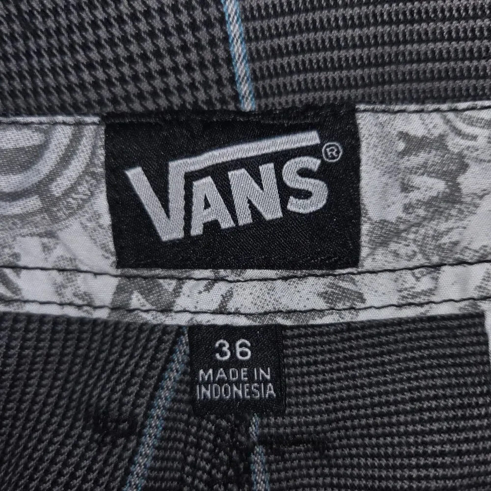 Vans Mens Grey Teal Windowpane Houndstooth Plaid Skater Walk Shorts Size 36
